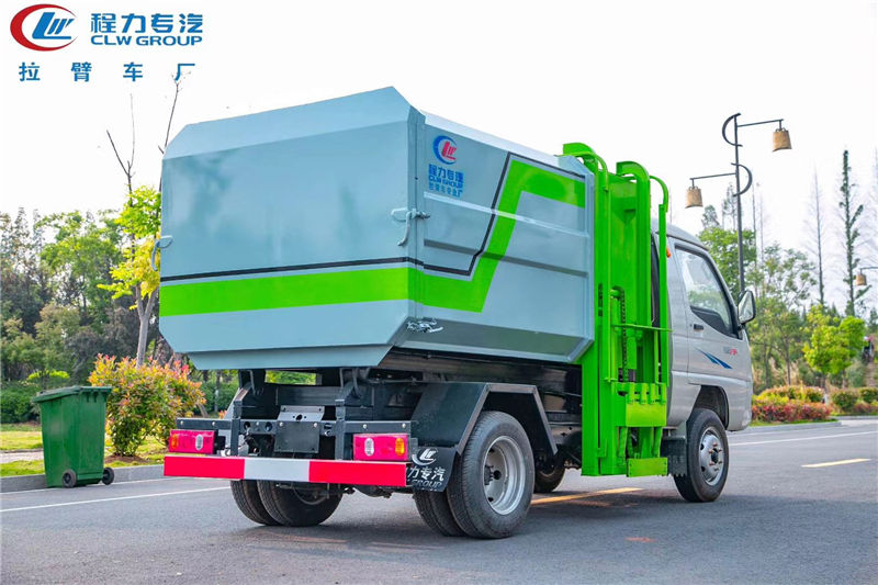 国六唐骏赛菱F3小型勾臂式垃圾车